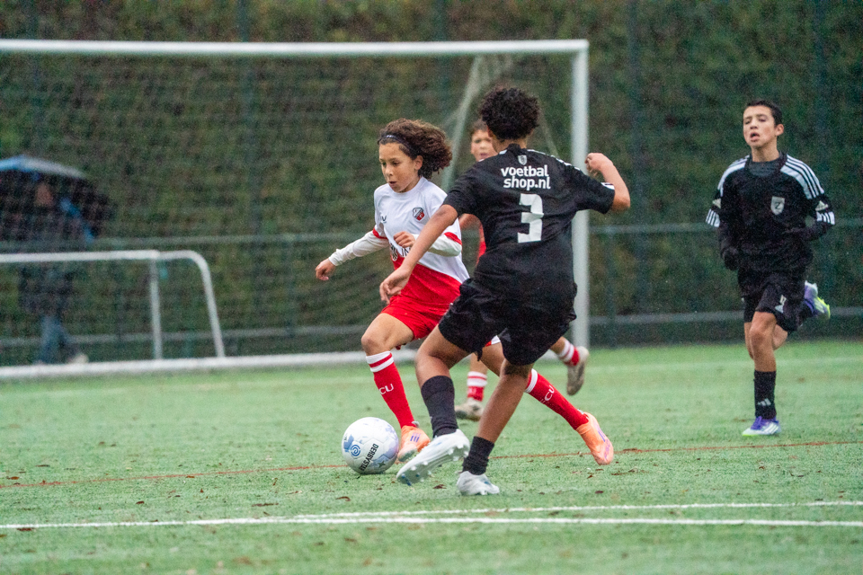 2025 11 01 F.C. Utrecht O13 2 Avv Zeeburgia O13 2 FCU03295 10
