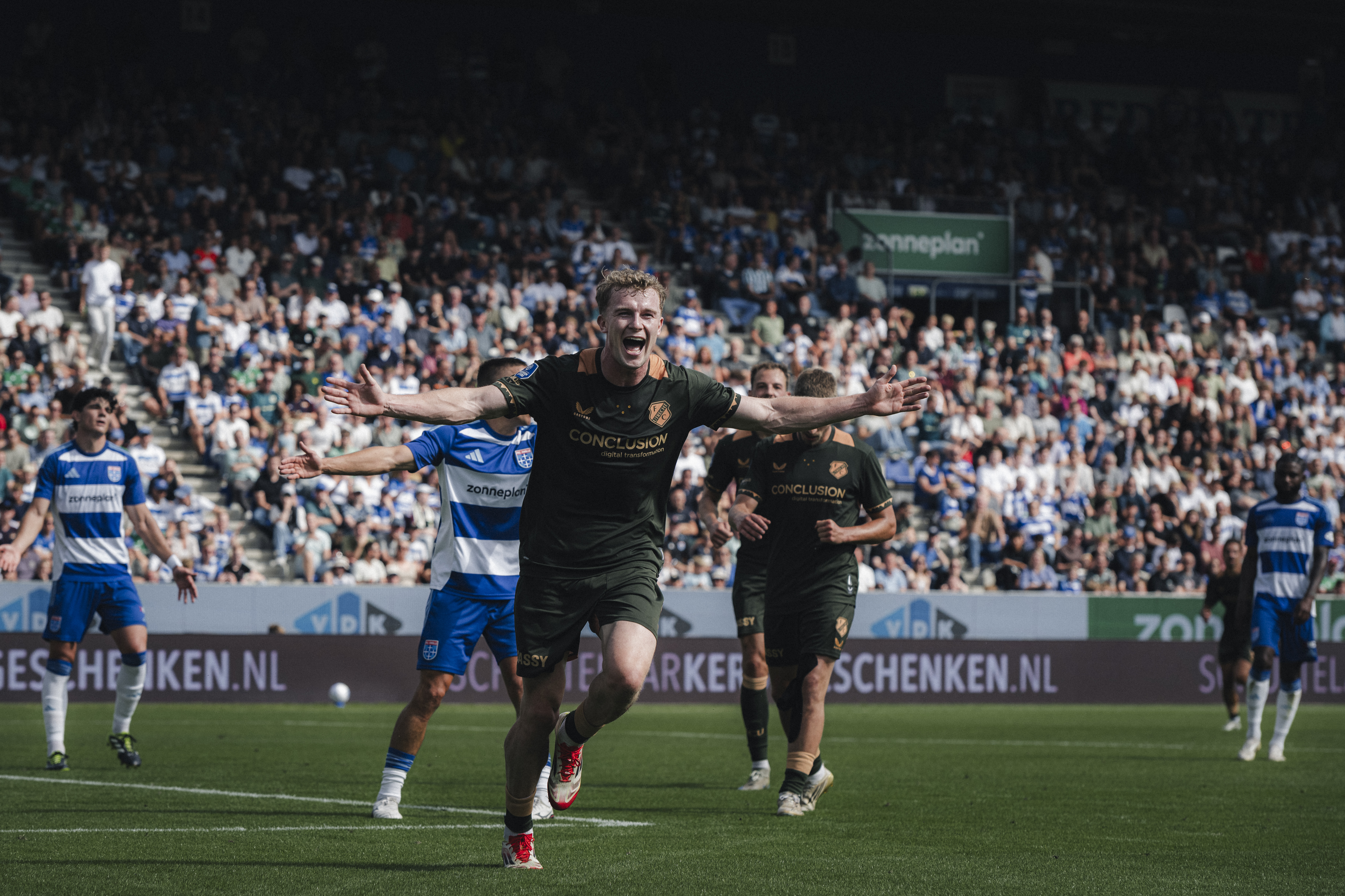 FC Utrecht boekt knappe zege bij PEC Zwolle