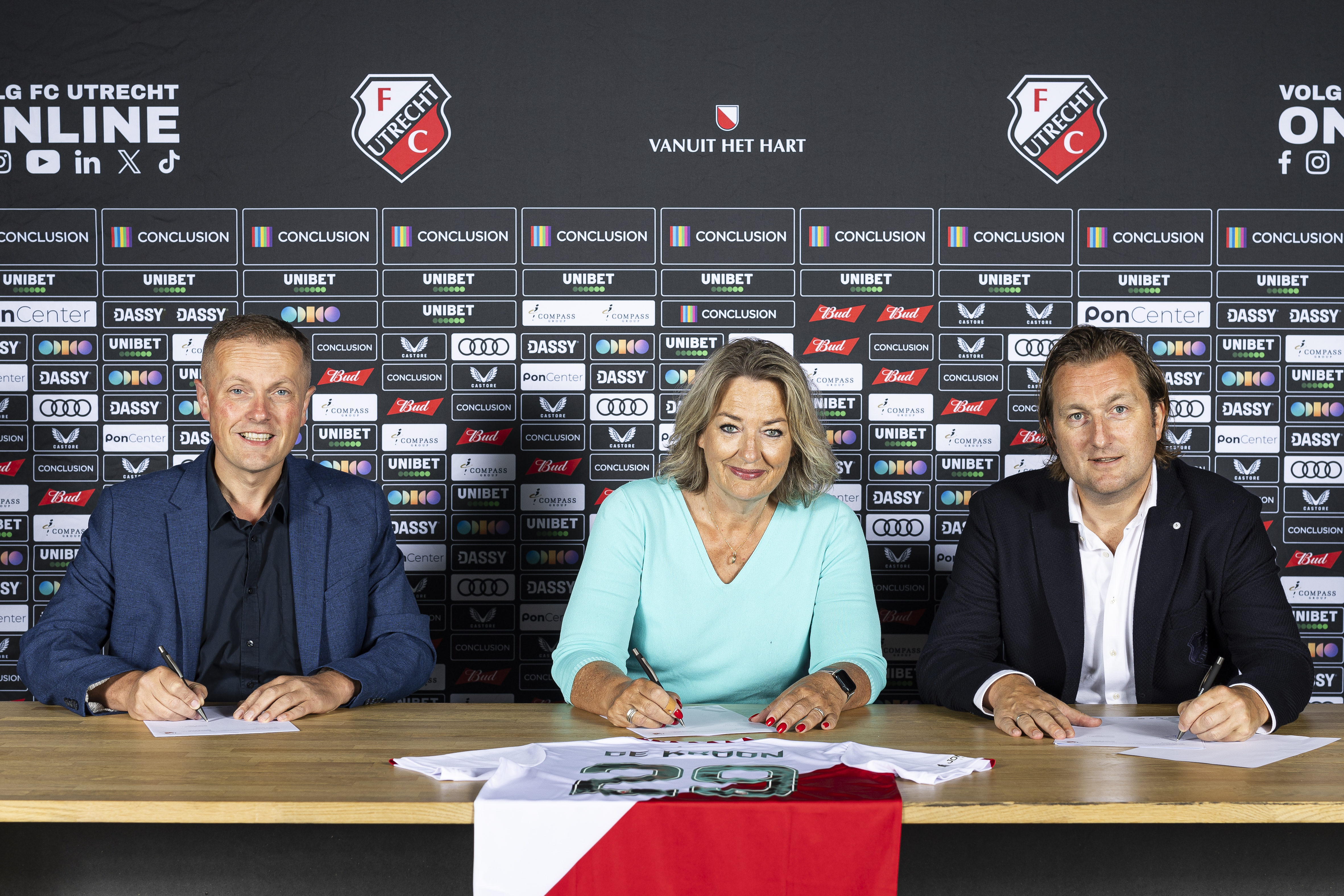 De Kroon Facilitaire Diensten en FC Utrecht verbinden zich voor meerdere jaren aan elkaar