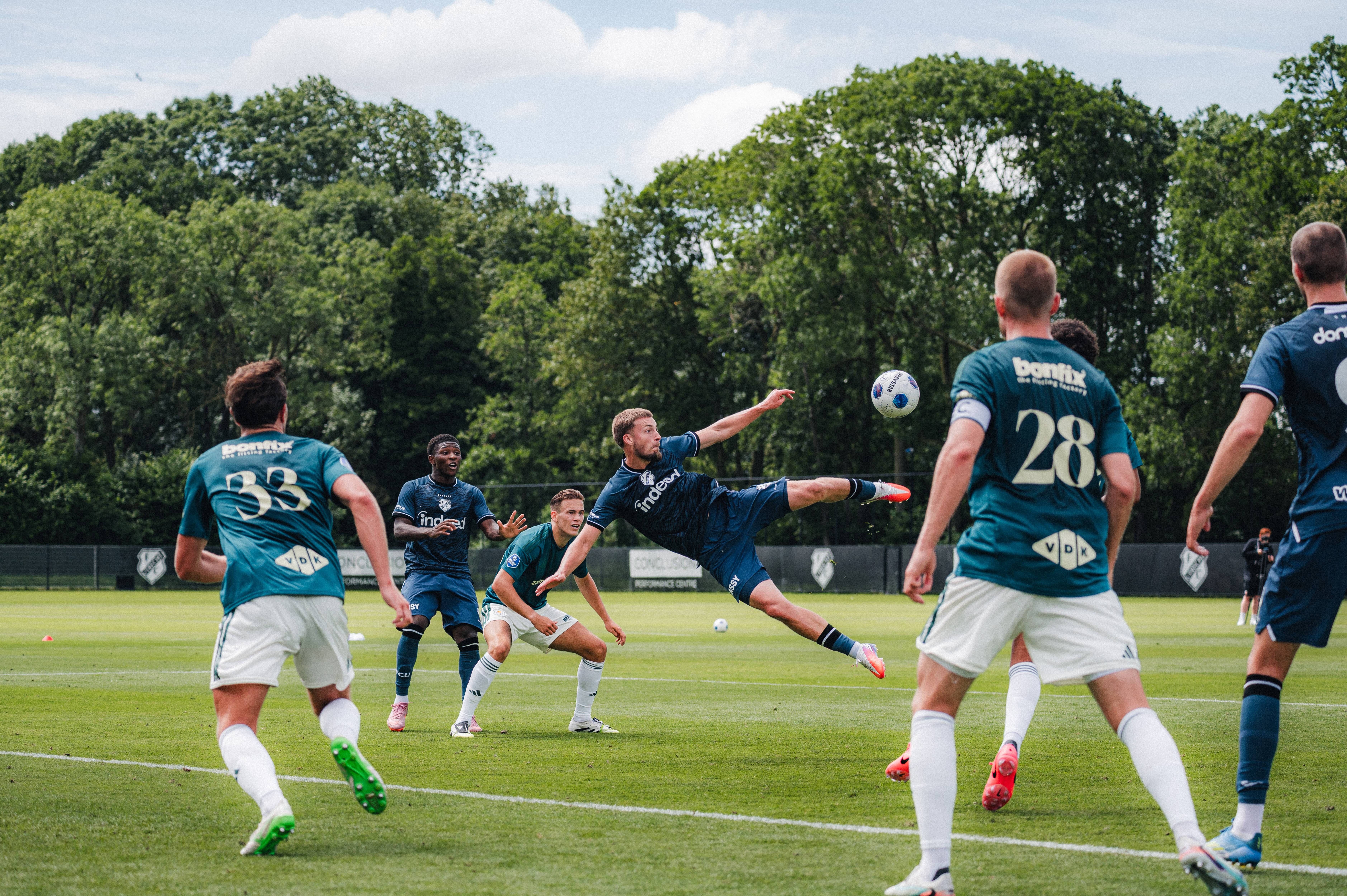 FC U 2E Helft (18 Van 23)