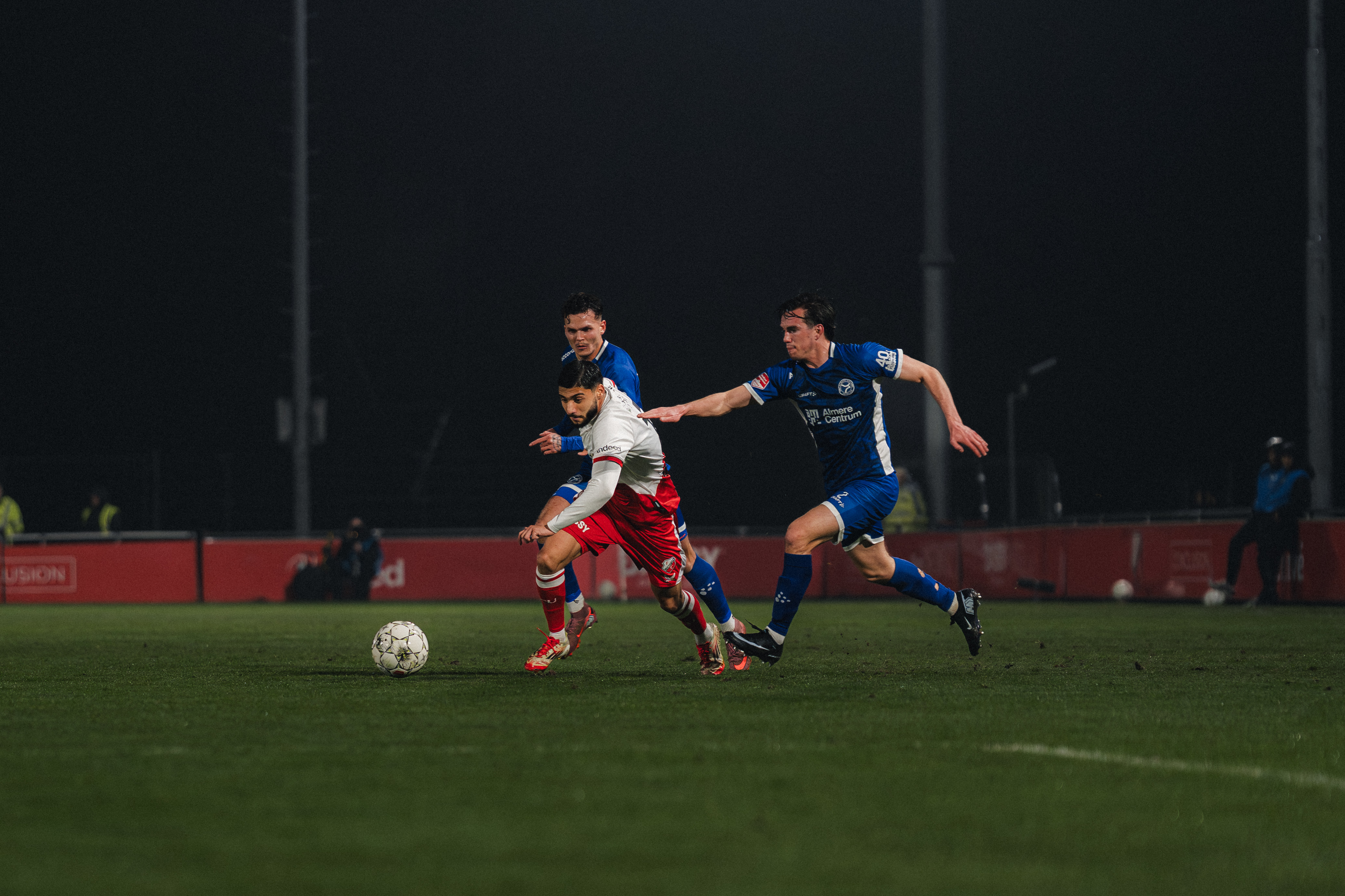 Jong FC Utrecht geeft voorsprong uit handen tegen Almere City FC