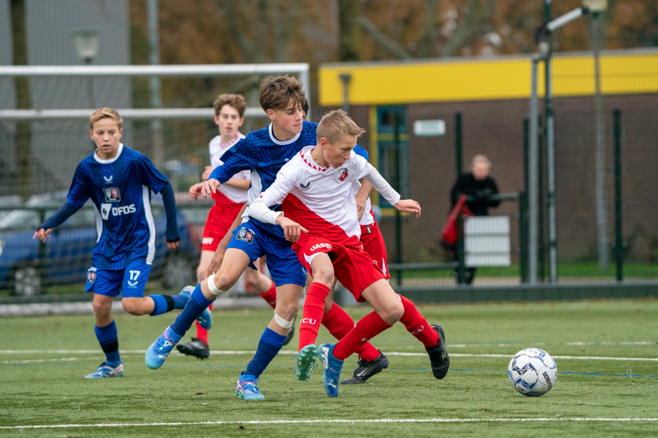 F.C. Utrecht O14 F.C. Twente Heracles O14 CMS 12