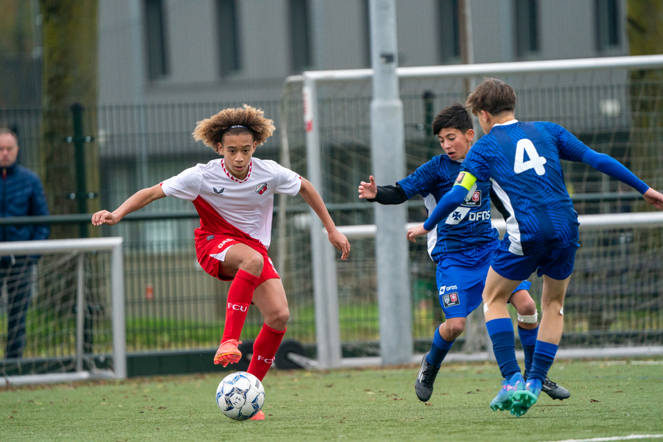 F.C. Utrecht O14 F.C. Twente Heracles O14 CMS 24