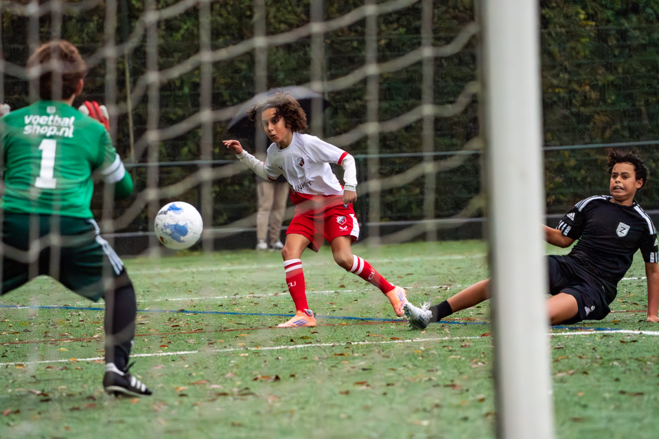 2025 11 01 F.C. Utrecht O13 2 Avv Zeeburgia O13 2 FCU03309 11
