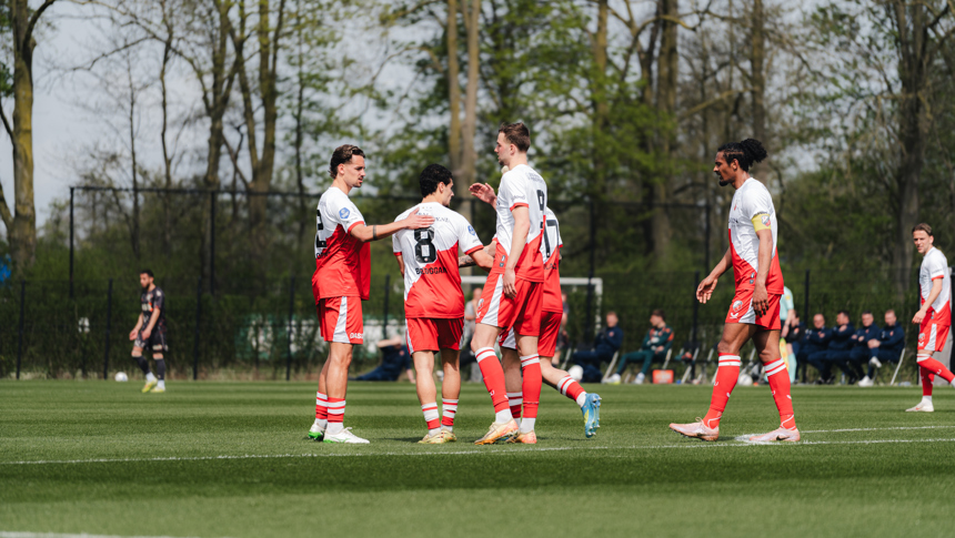 FC Utrecht wint overtuigend van FC Volendam in oefenduel