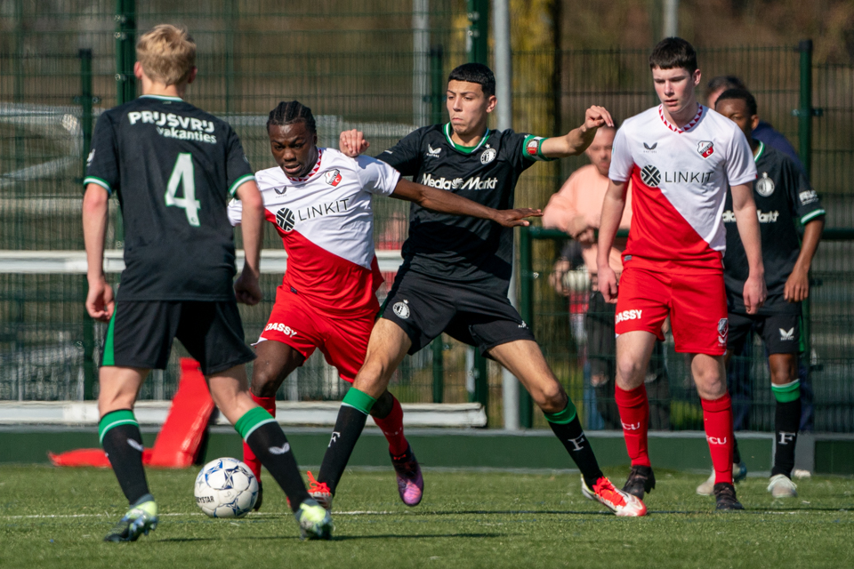 Wedstrijd van de Week: Kleine nederlaag FC Utrecht O16 tegen koploper