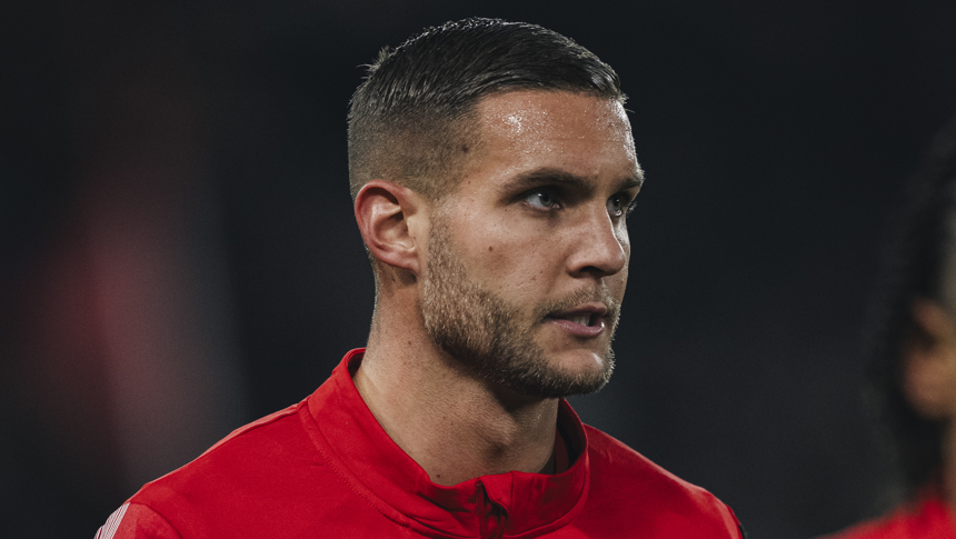 Mike Eerdhuijzen komende periode niet inzetbaar