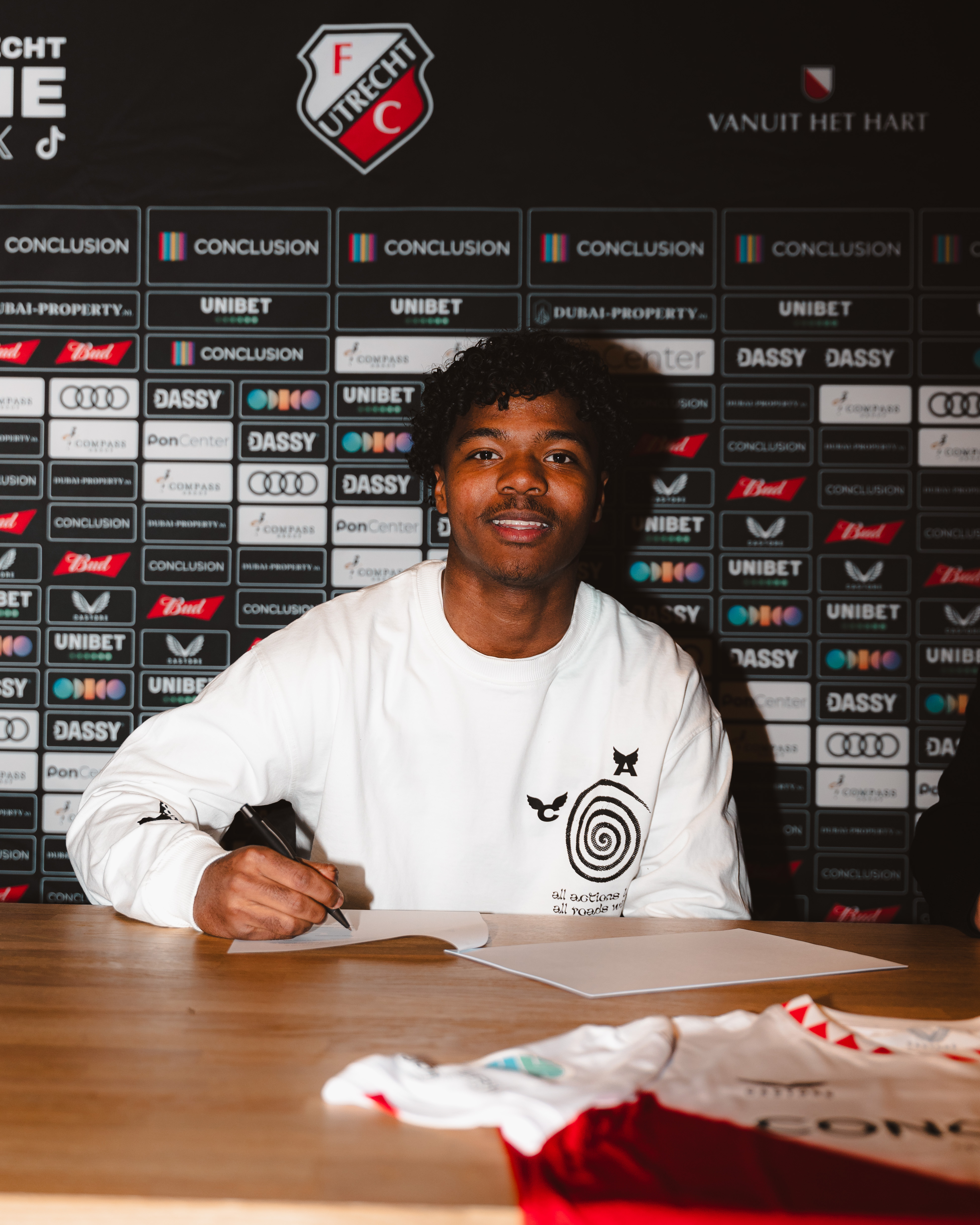 Jaygo van Ommeren verlengt contract bij FC Utrecht