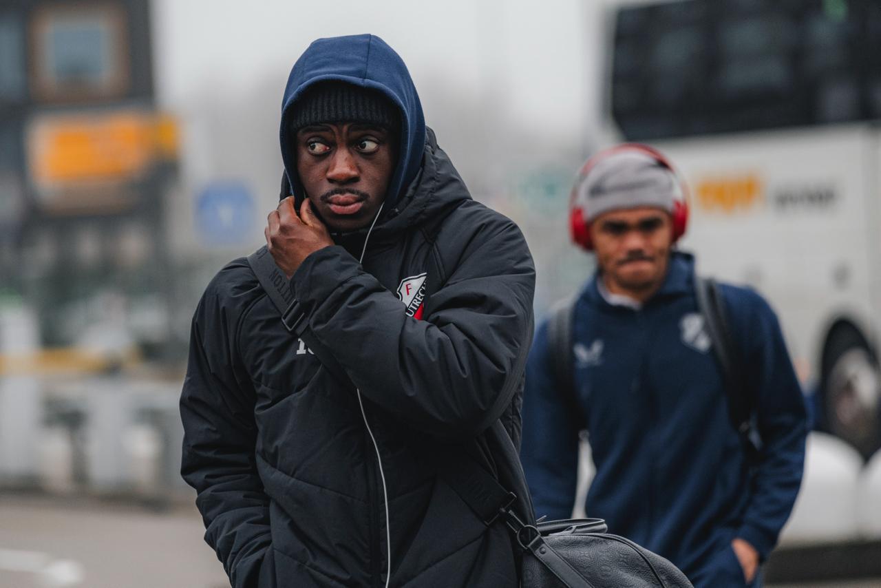 22-koppige selectie reist af naar Schotland