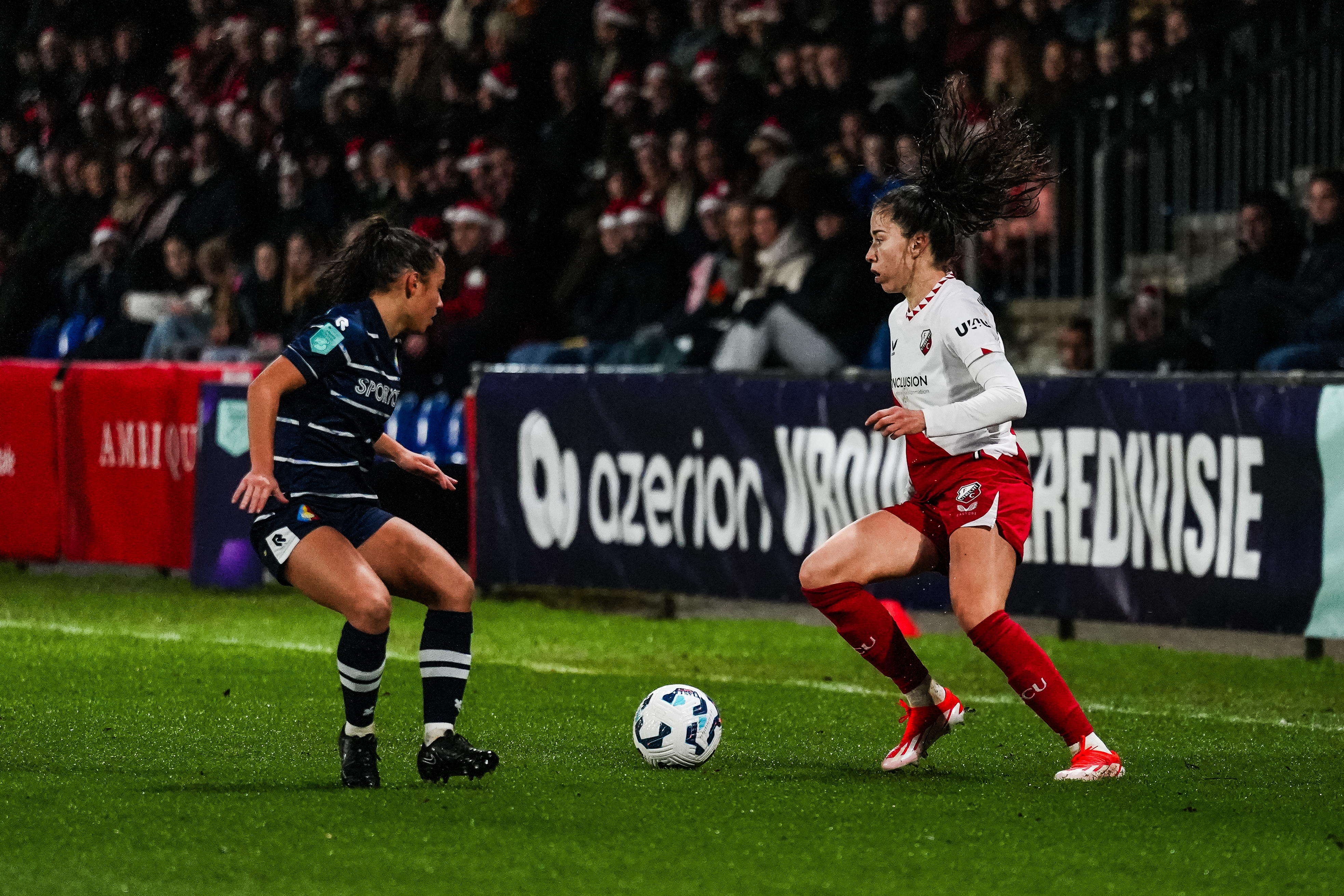 FC Utrecht Vrouwen gaat winterstop in met ruime overwinning op Telstar