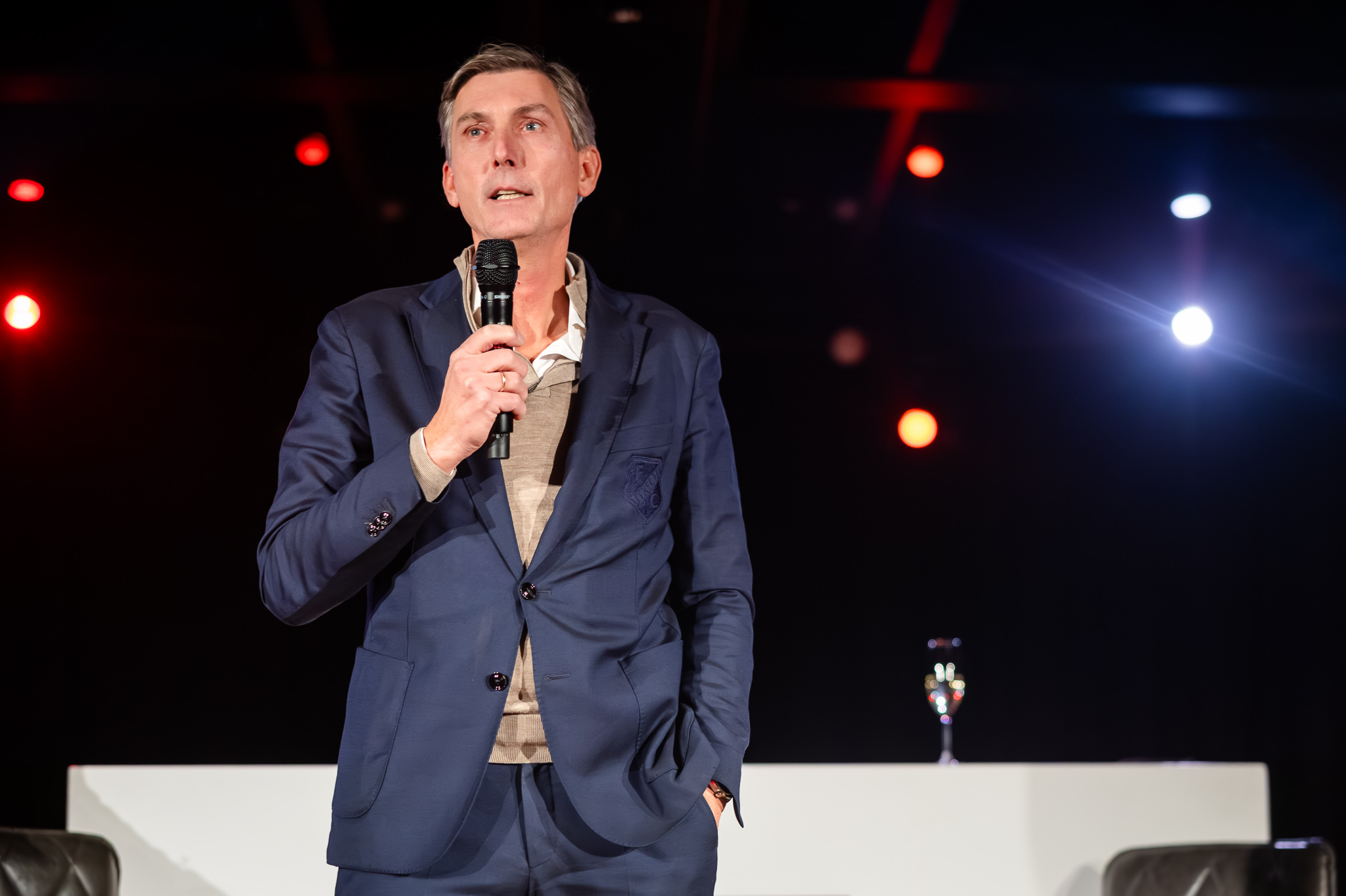 251111 180854 FCUB Kickoff R52 8888 2048Px