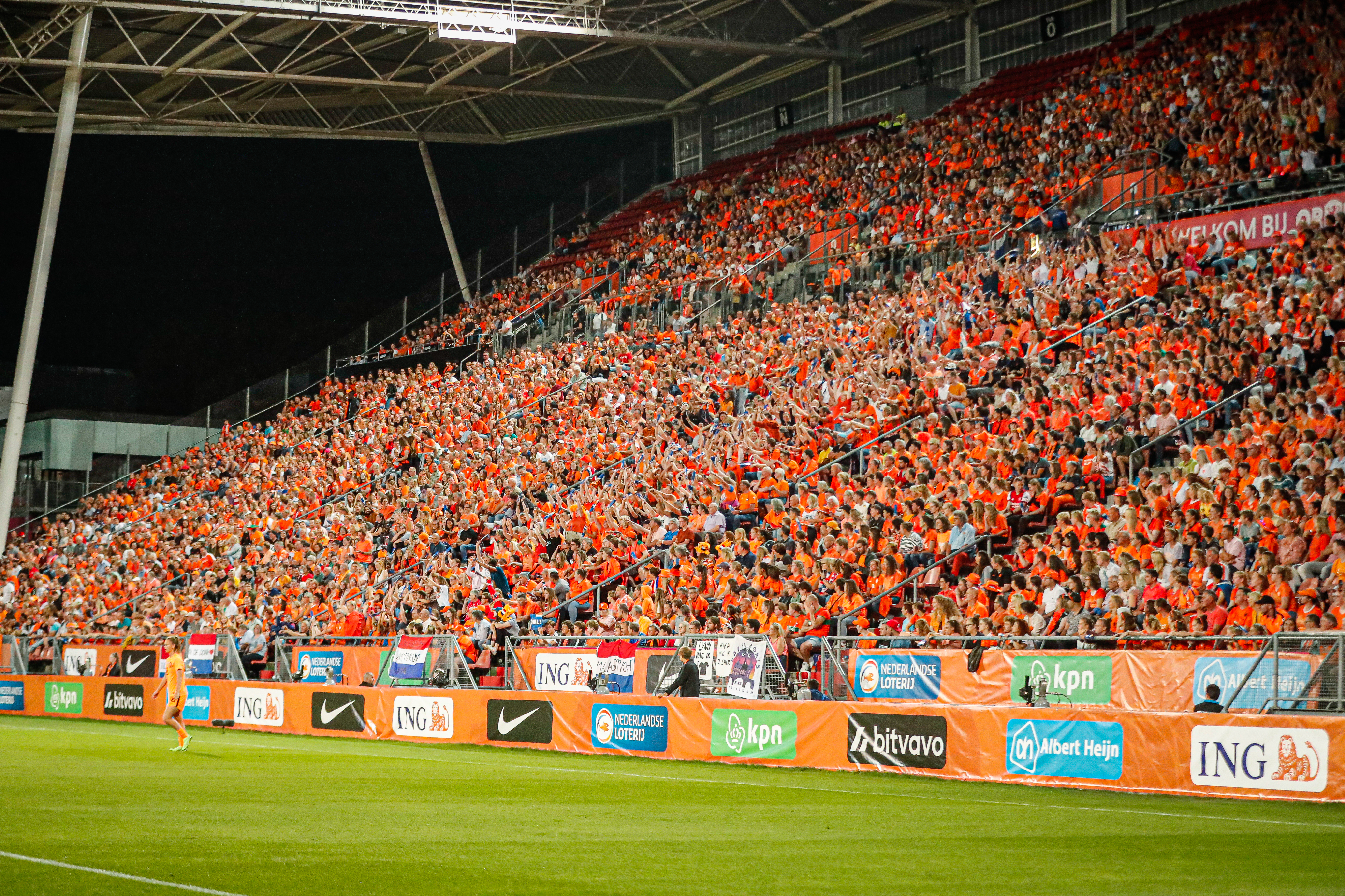 WK-kwalificatiewedstrijd OranjeLeeuwinnen in Stadion Galgenwaard
