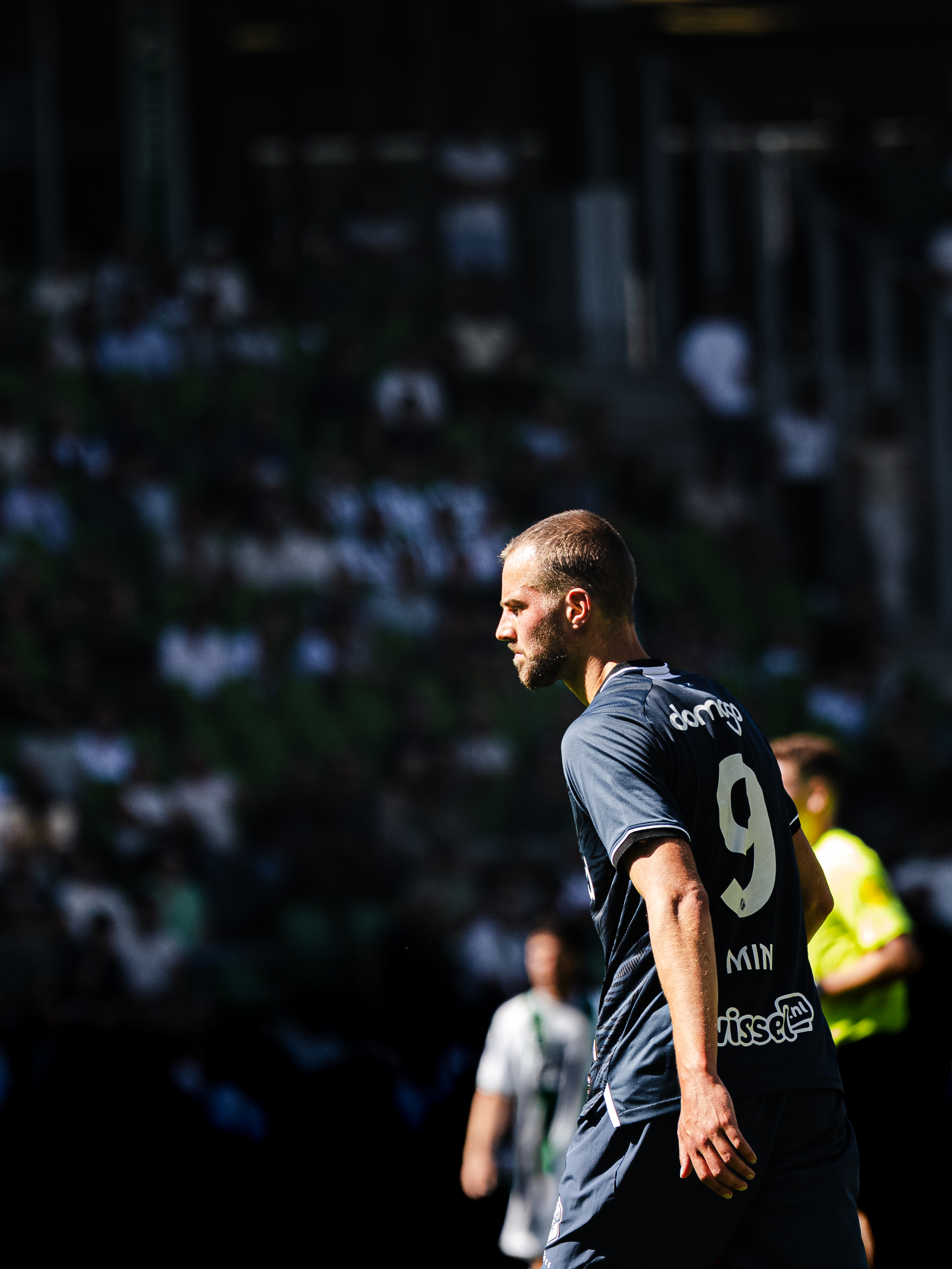 David Min naar Arminia Bielefeld