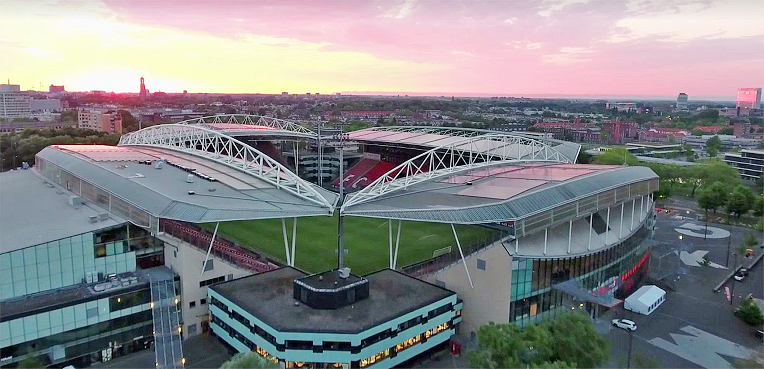 Stadion Galgenwaard connected en voorzien van 3380 zonnepanelen