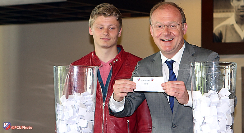 Trekking Grote FC Utrecht Loterij verricht