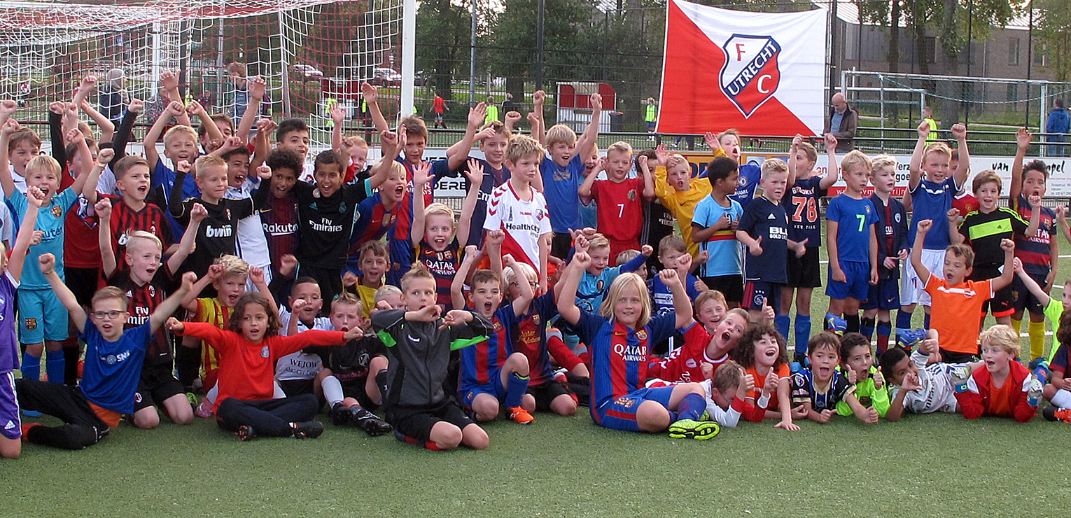 FC Utrecht-clinic in Vleuten drukbezocht